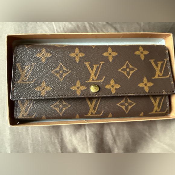 Louis Vuitton Handbags - Louis Vuitton Terracotta Leather Wallet